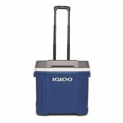 Igloo Latitude Roller Cooler, 30 Quart - 34658 - Coolers